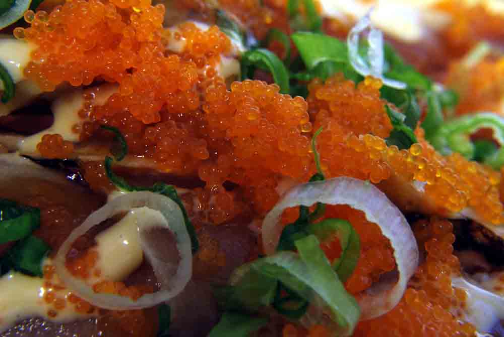 اشپل ماهی با سبزیجات یک غذای مقوی است.